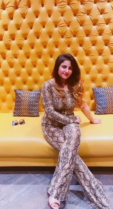  call girls service in Daman